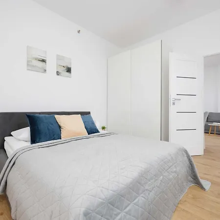 Apartament Kasprzaka Comfy Near Metro Plocka With Ac By Renters Warszawa