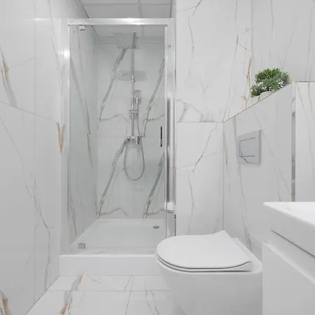 Kasprzaka Comfy Near Metro Plocka With Ac By Renters *